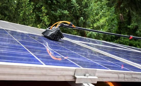 Limpieza de placas solares